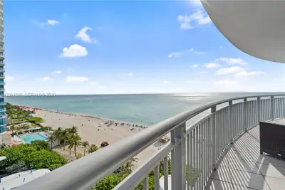 17375 Collins Ave #1108, Sunny Isles Beach: photo 1 of 1