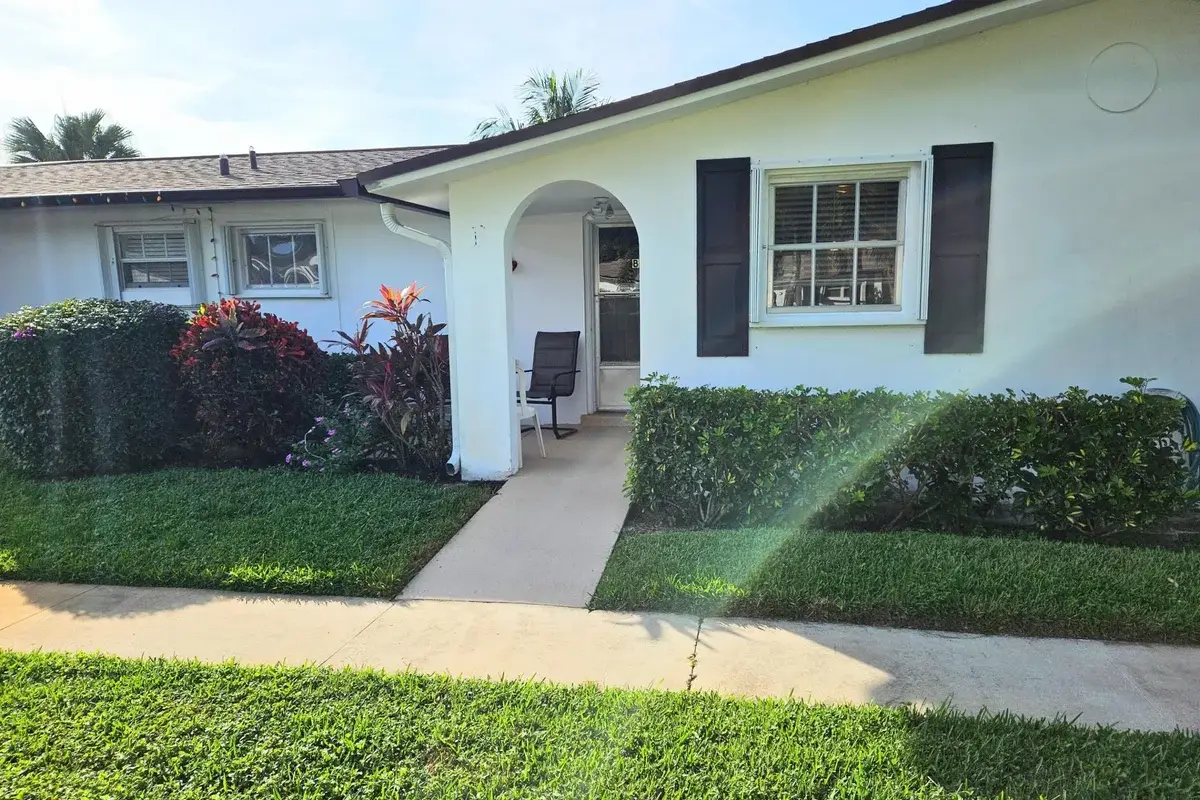 2920 Crosley Dr E #B, West Palm Beach: photo 1 of 25