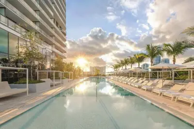 580 72nd St #2105, Miami Beach: photo 1 of 27