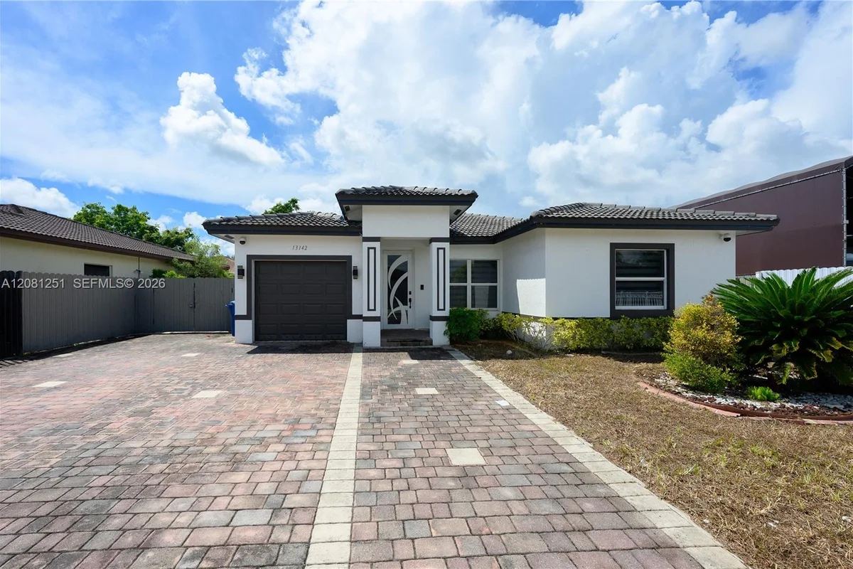 13142 SW 255th Ter, Homestead: photo 1 of 48