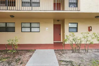 3199 Foxcroft Rd #104, Miramar: photo 1 of 18