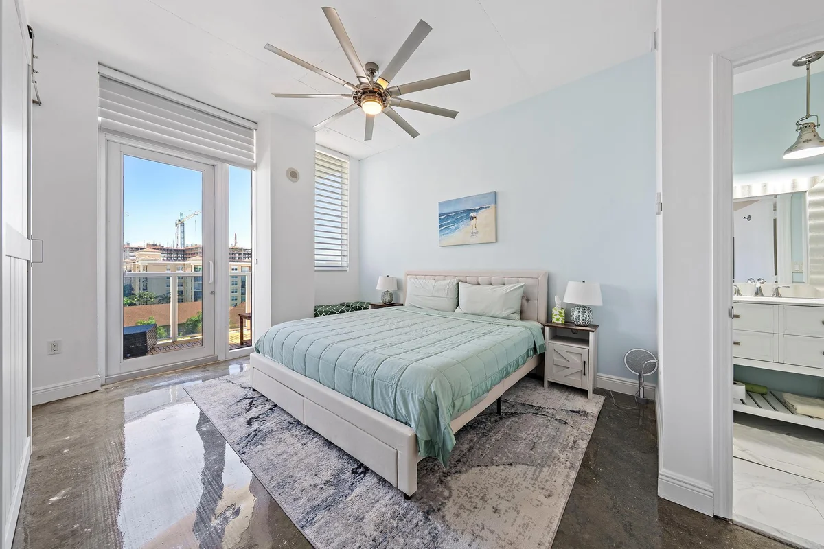 1617 N Flagler Dr #801, West Palm Beach: photo 1 of 21