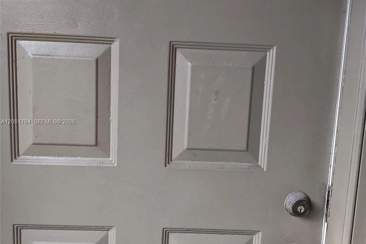 104 Gardens Dr #101, Pompano Beach: photo 1 of 12