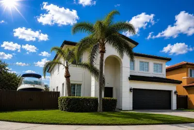 15813 SW 140th St, Miami: photo 1 of 29