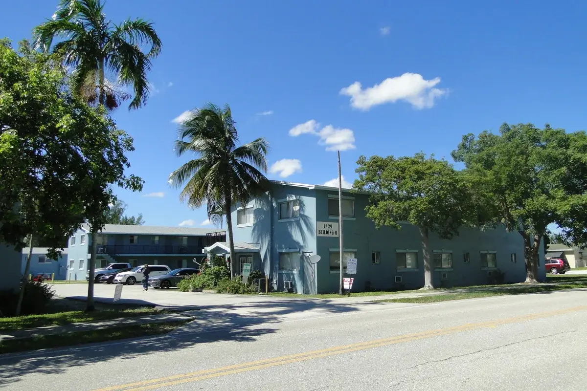 1829 N A St #32, Lake Worth Beach: photo 1 of 11