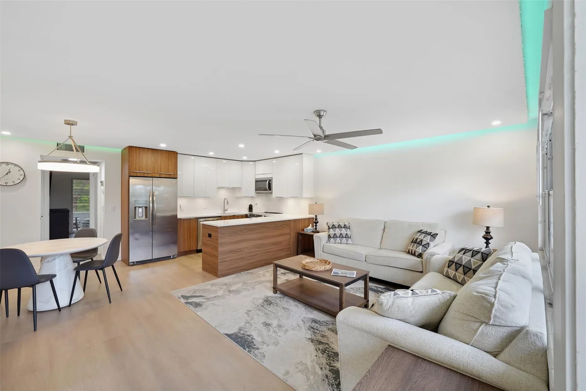 3034 Berkshire B, Deerfield Beach: photo 1 of 56