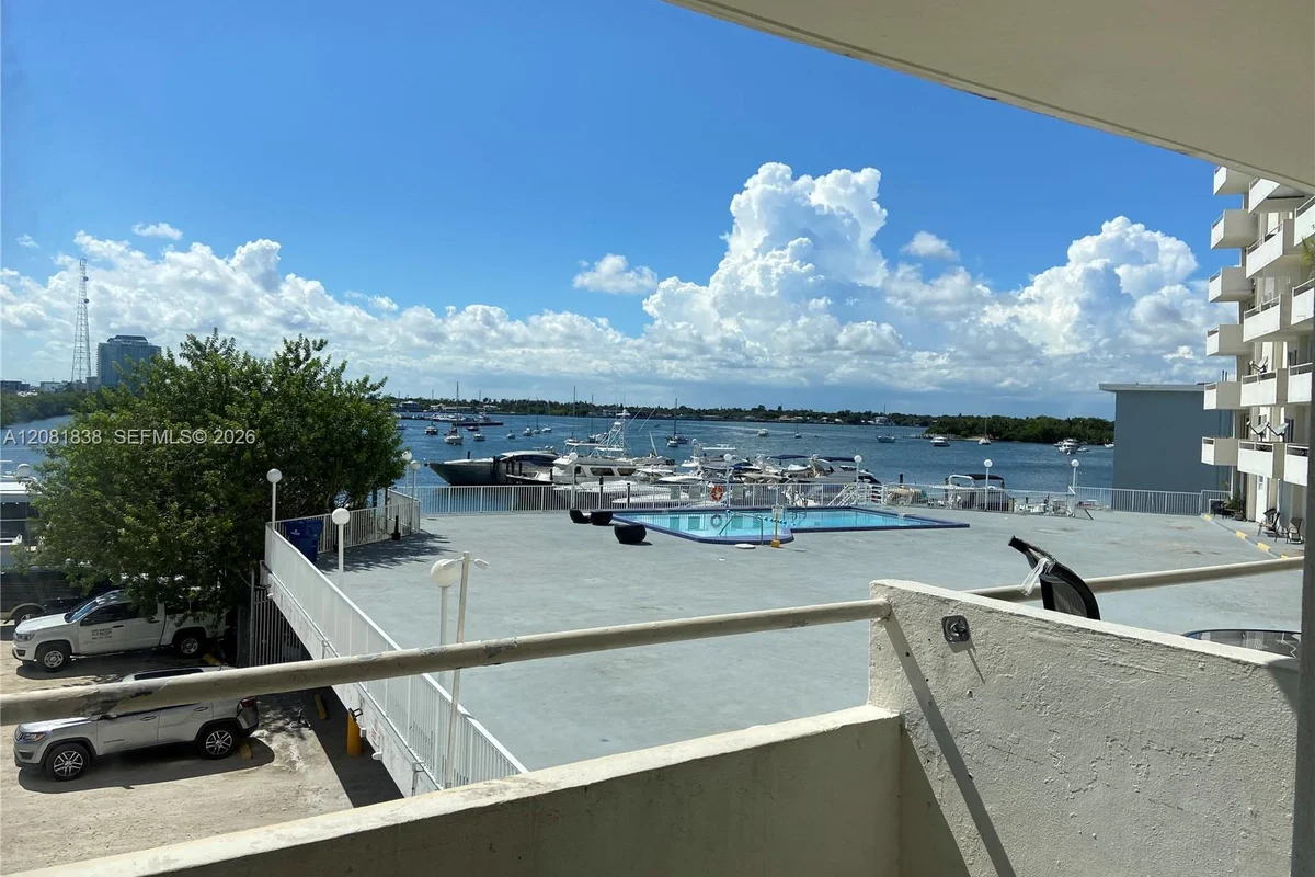 7904 West Dr #204, North Bay Village: photo 1 of 7