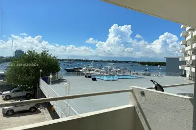 7904 West Dr #204, North Bay Village: photo 1 of 7