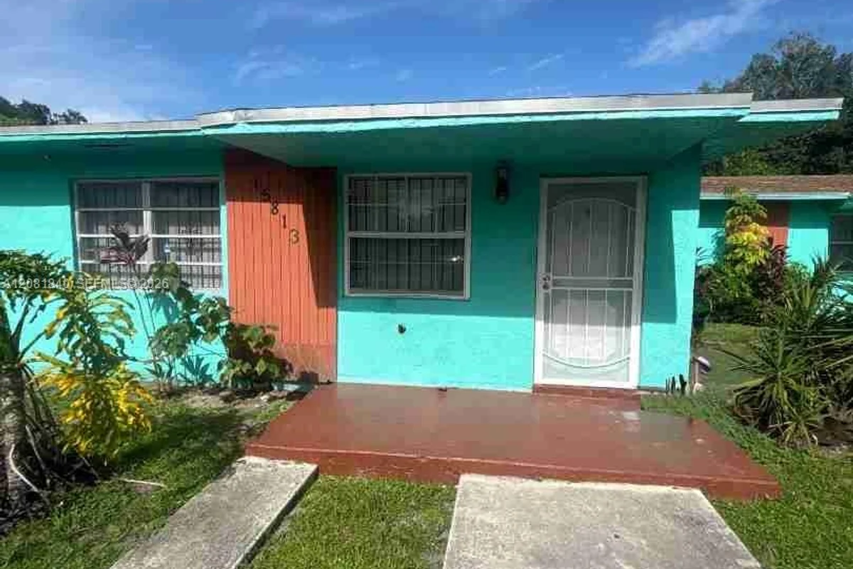 15813 NW 38th Pl, Miami Gardens: photo 1 of 15