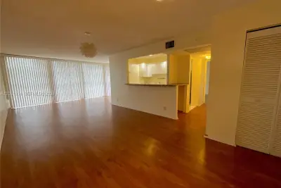 2101 Atlantic Shores Blvd #507, Hallandale Beach: photo 1 of 35