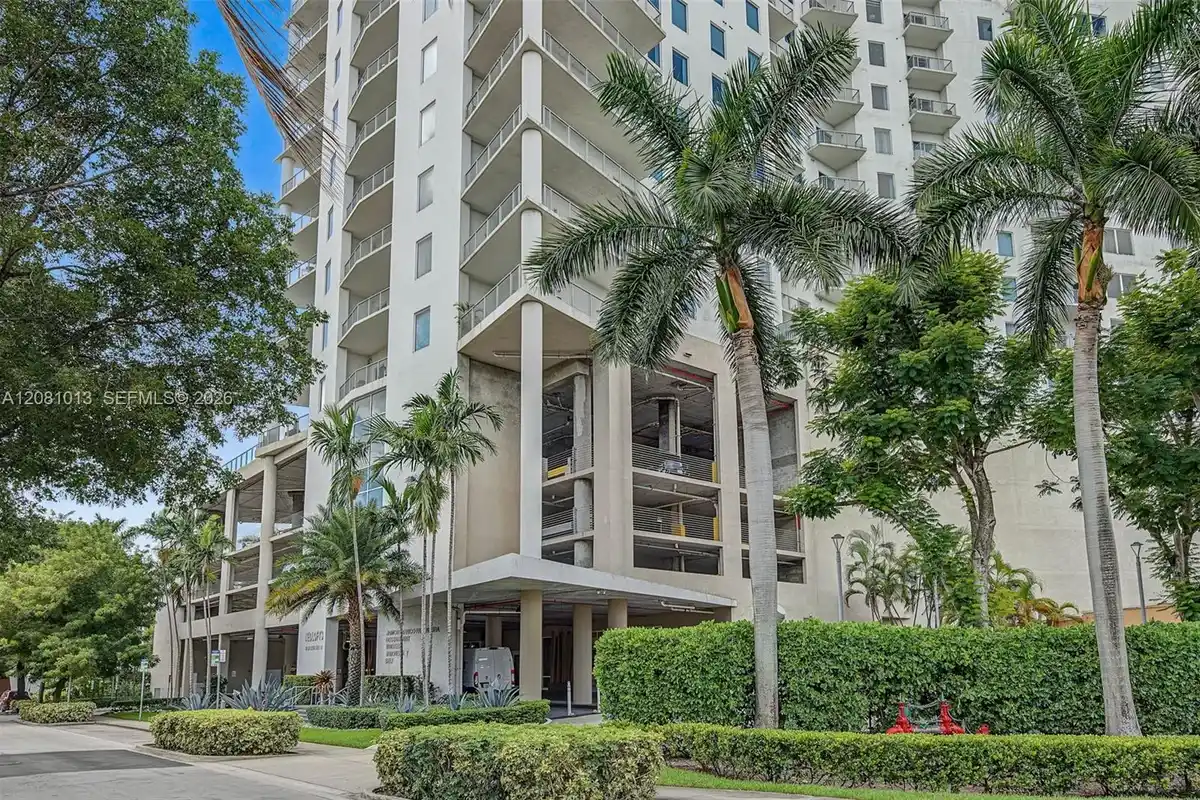 10 S River Dr #1106, Miami: photo 1 of 29