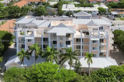 Apartment in Deerfield Beach: photo 1 of 101