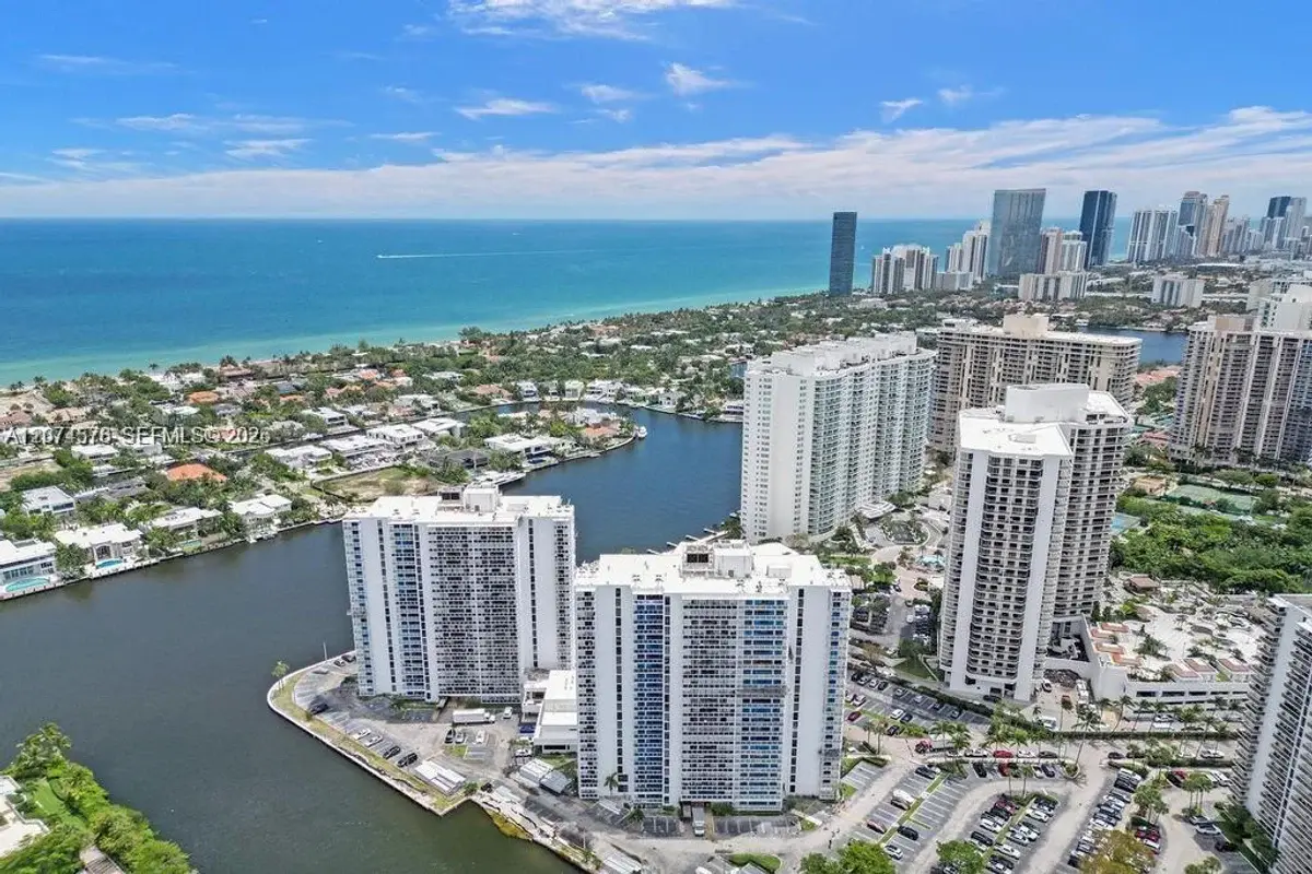 20505 E Country Club Dr #938, Aventura: photo 1 of 56