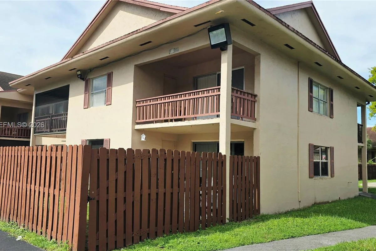 11259 SW 88th St #104H, Miami: photo 1 of 81