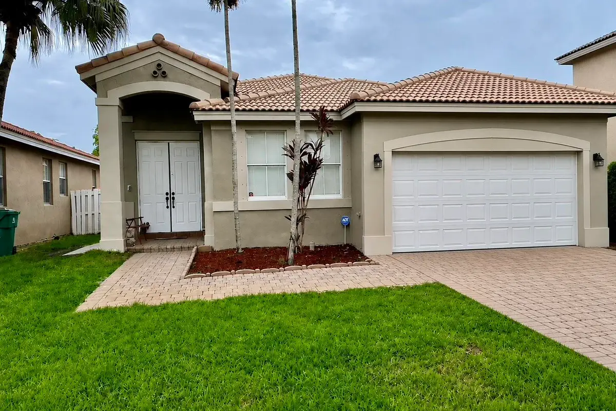 12959 SW 27th St, Miramar: photo 1 of 27