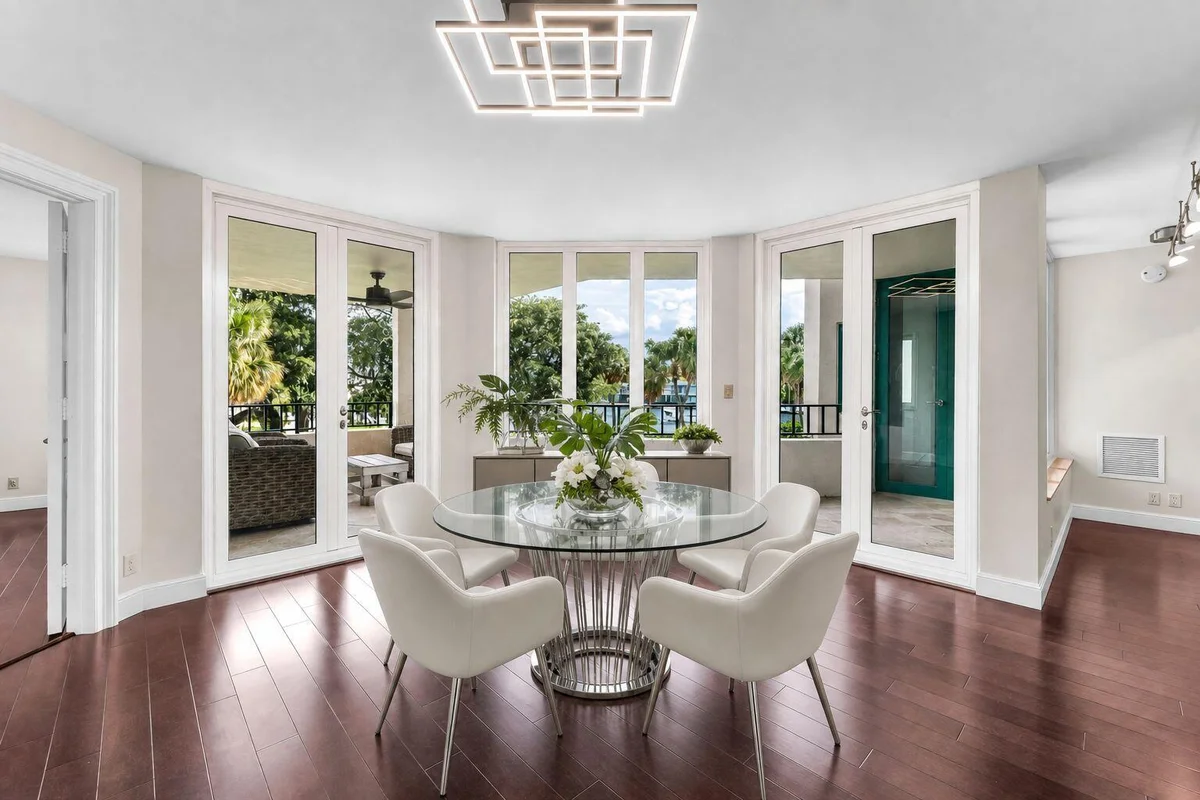 100 SE 5th Ave #202, Boca Raton: photo 1 of 63