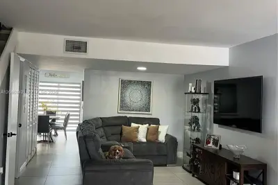 12277 SW 16th Ter #106-Y, Miami: photo 1 of 12