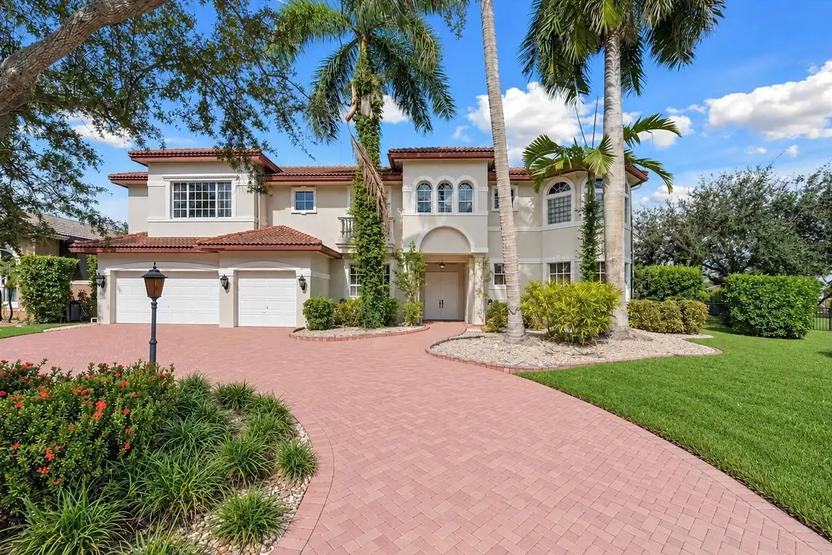 6162 NW 121st Ave, Coral Springs: photo 1 of 66