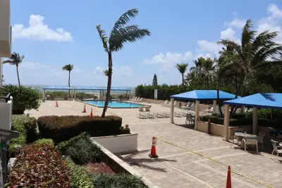 2000 S Ocean Blvd #LG, Lauderdale-by-the-Sea: photo 1 of 23