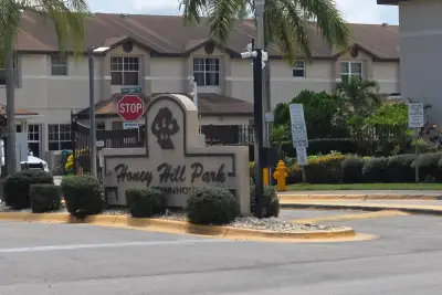 19802 NW 33rd Ct, Miami Gardens: photo 1 of 11