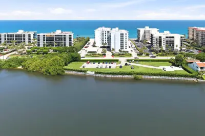 3450 S Ocean Blvd, Palm Beach: photo 1 of 43
