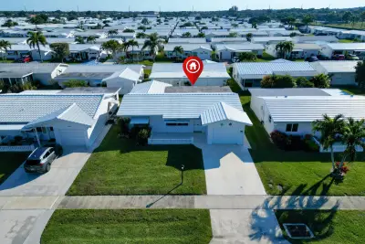 2016 SW Golf Ln SW, Boynton Beach: photo 1 of 29