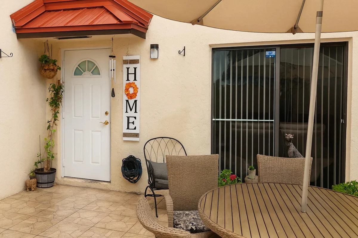 6291 Seven Springs Blvd #C, Lake Worth: photo 1 of 16
