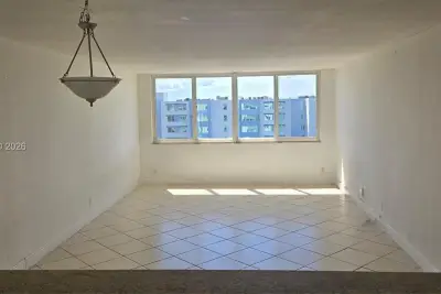 9143 SW 77th Ave #B801, Miami: photo 1 of 7