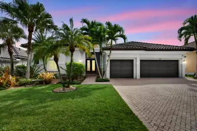 4876 NW 123rd Ter, Coral Springs: photo 1 of 77