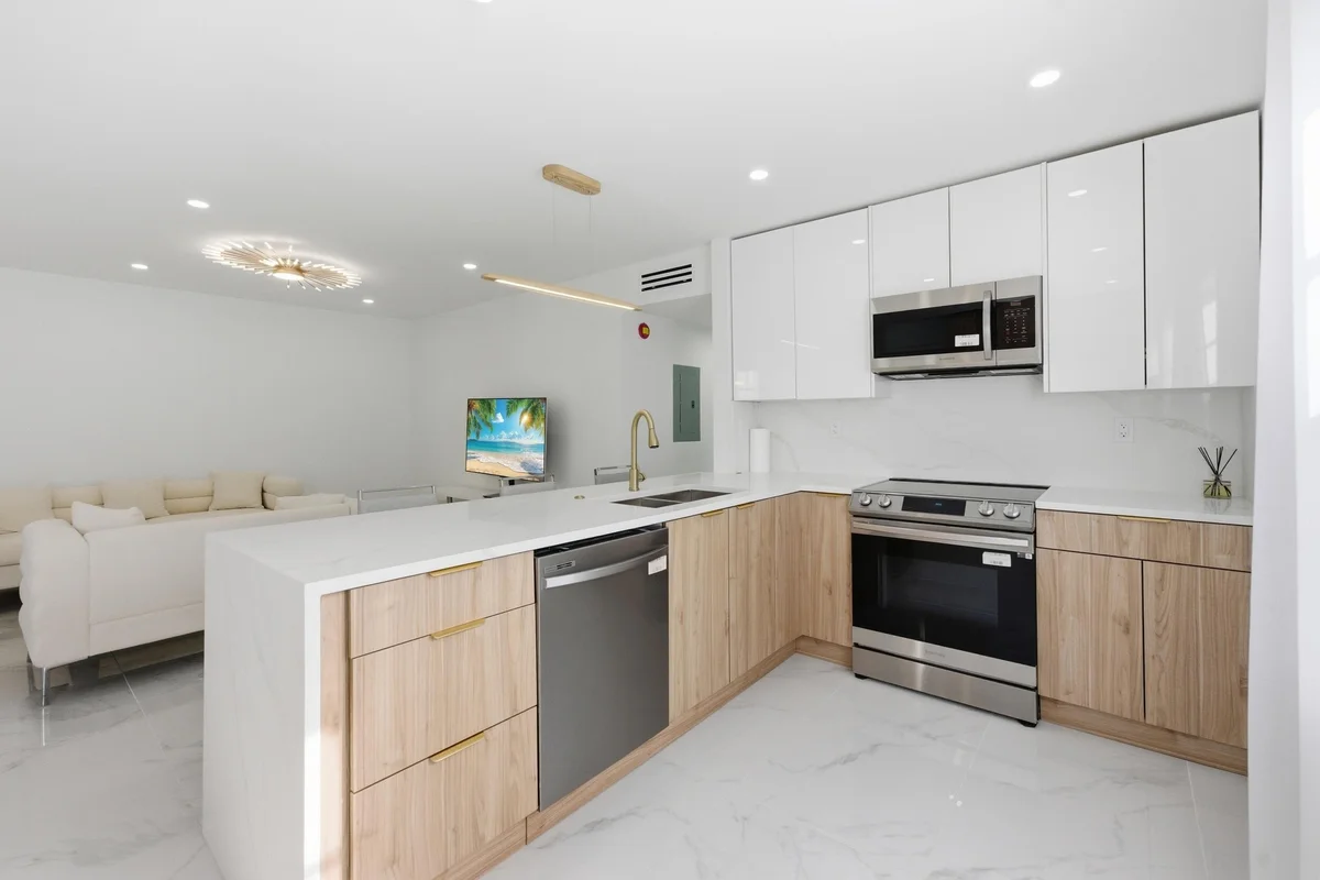 618 Normandy M, Delray Beach: photo 1 of 53