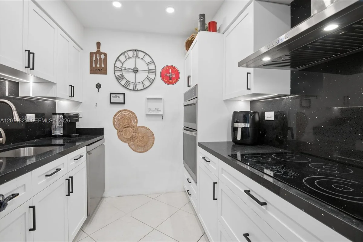 20355 NE 34th Ct #724, Aventura: photo 1 of 35