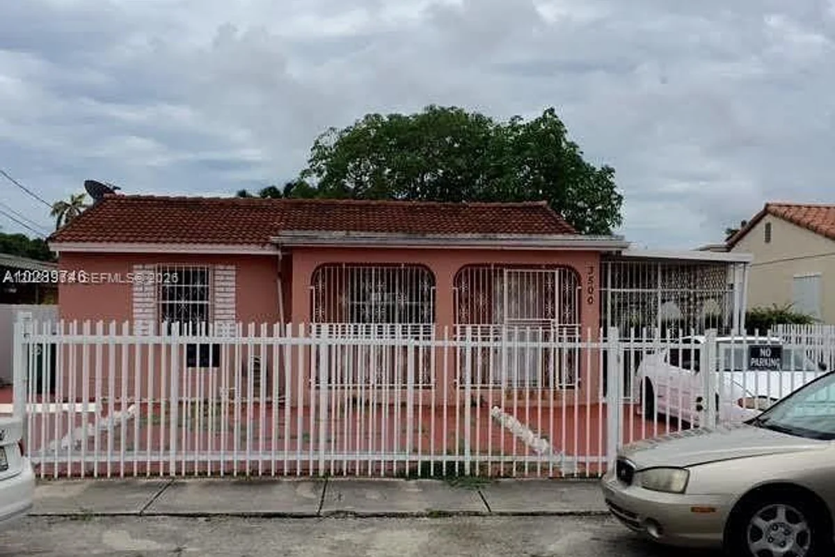 3500 NW 16th Ter, Miami: photo 1 of 24