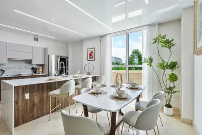 17555 Atlantic Blvd #508, Sunny Isles Beach: photo 1 of 54