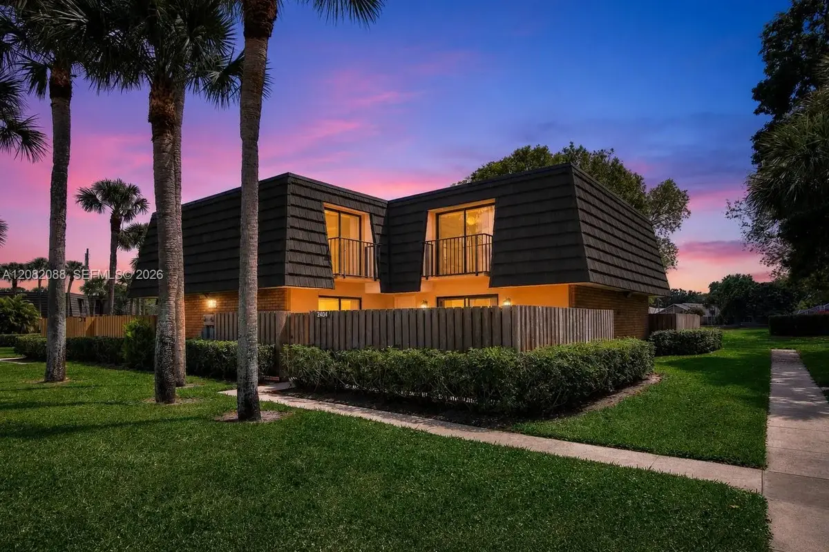 2404 24th Way, West Palm Beach: photo 1 of 45