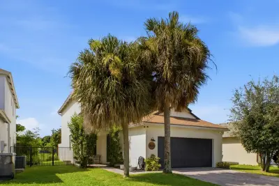 5676 Azalea Cir, West Palm Beach: photo 1 of 47