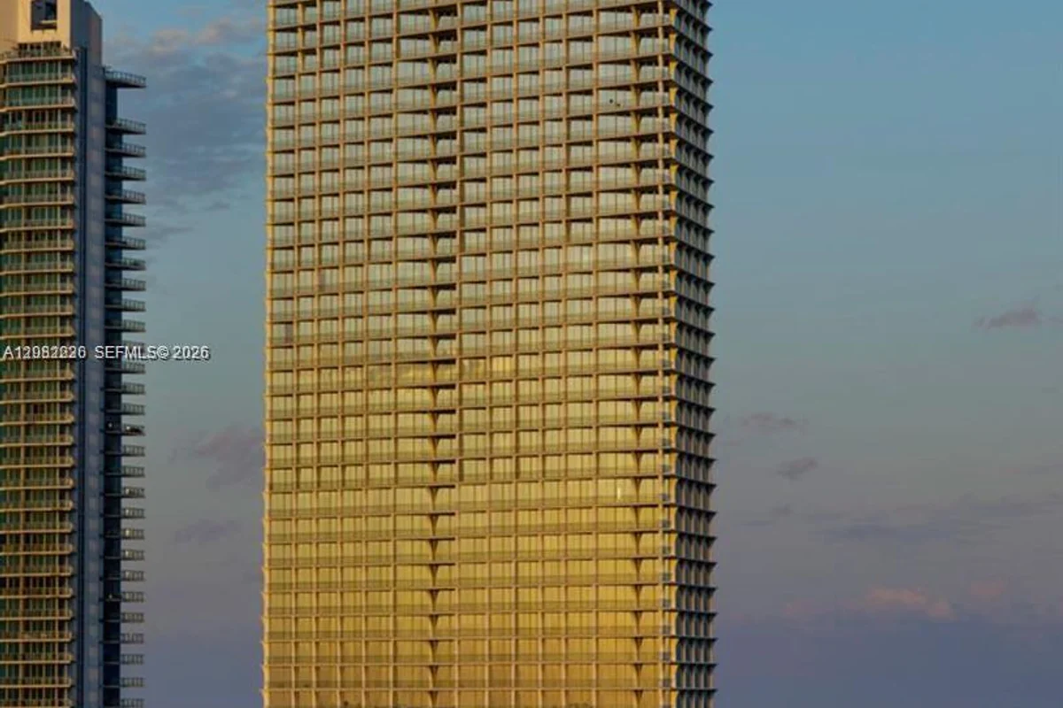 16901 Collins Ave #704, Sunny Isles Beach: photo 1 of 18