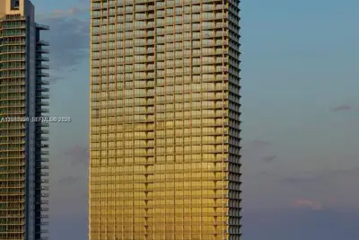 16901 Collins Ave #704, Sunny Isles Beach: photo 1 of 18