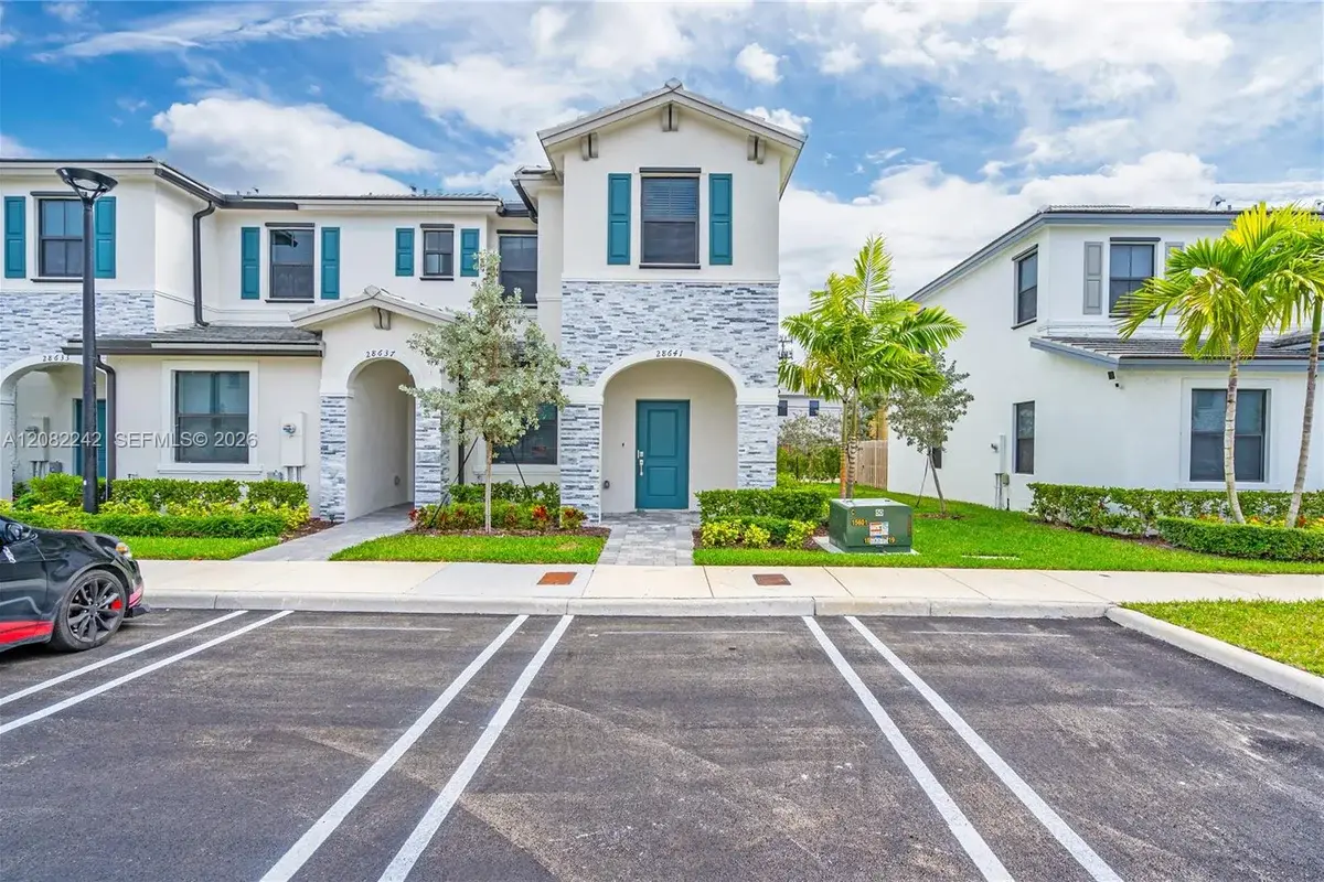 28641 SW 132nd Ct, Homestead: photo 1 of 37