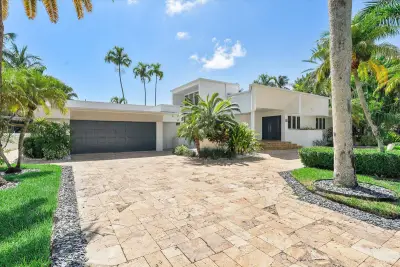 18 Nurmi Dr, Fort Lauderdale: photo 1 of 89