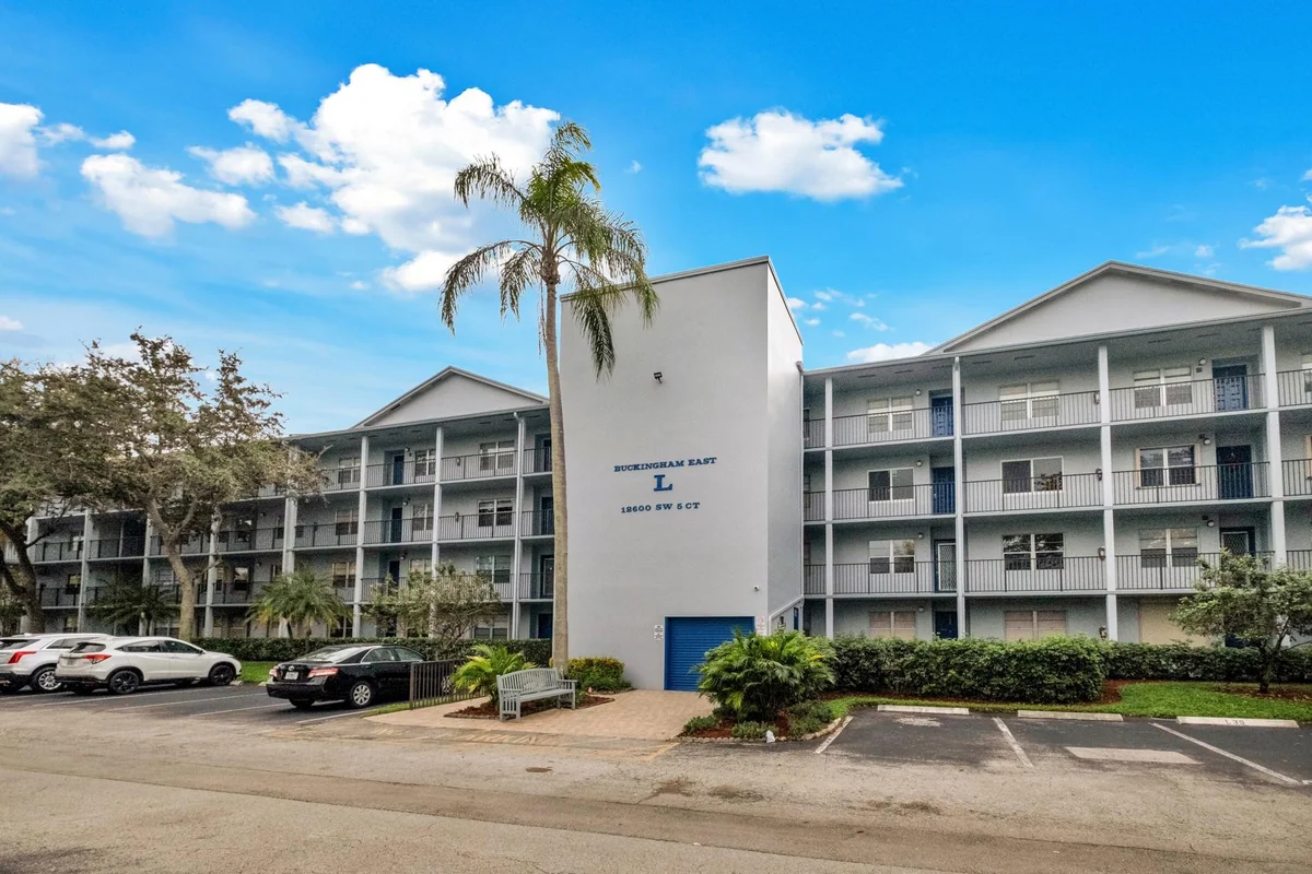 12600 SW 5th Ct #414L, Pembroke Pines: photo 1 of 51