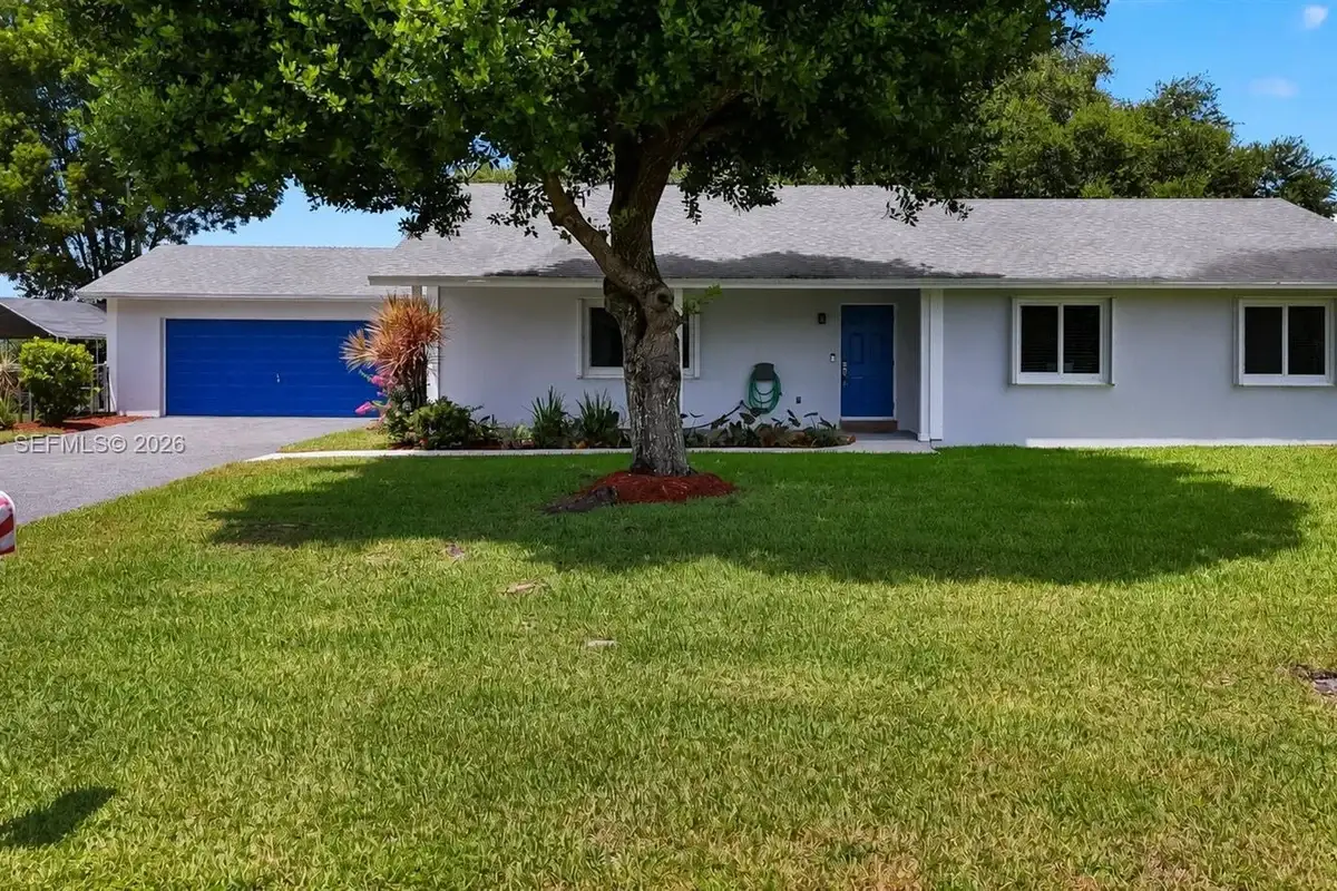 32024 SW 200th Ct, Homestead: photo 1 of 40