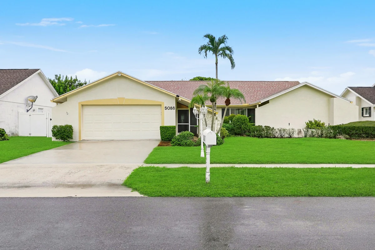 5088 Chelan Way, Lake Worth: photo 1 of 28