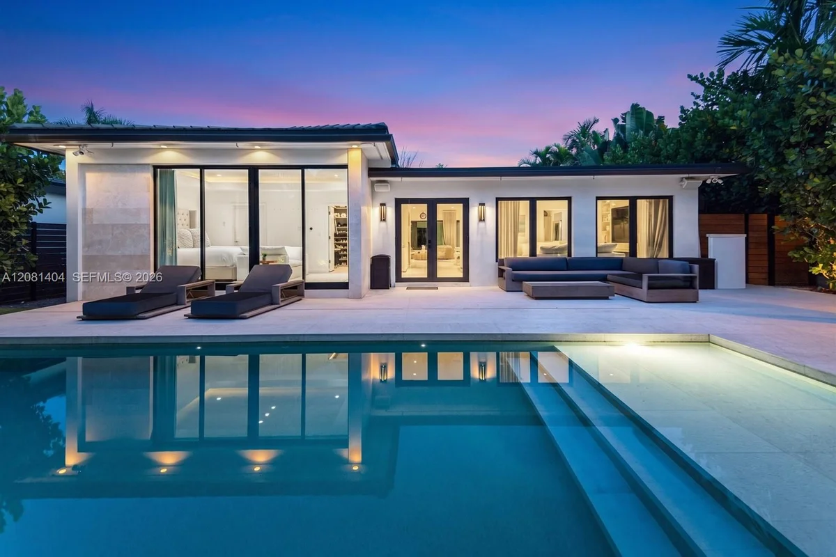 771 Fairway Dr, Miami Beach: photo 1 of 40