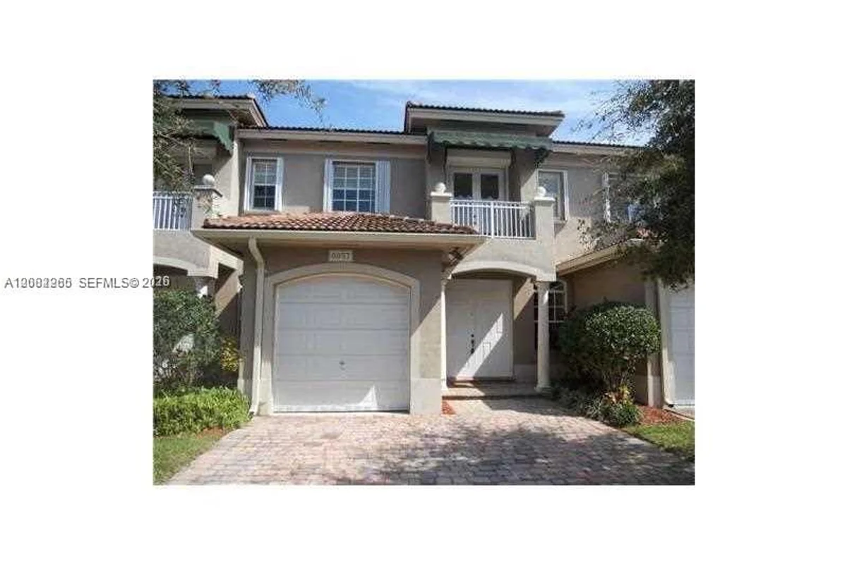 8057 SW 118th Ct, Miami: photo 1 of 16