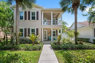 1728 W Community Dr, Jupiter: photo 1 of 46