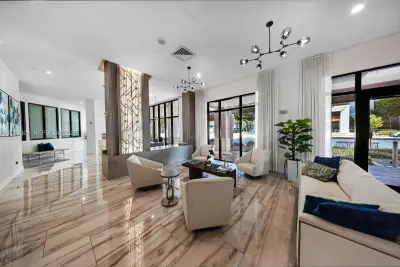 100 N Federal Hwy #1123, Fort Lauderdale: photo 1 of 32