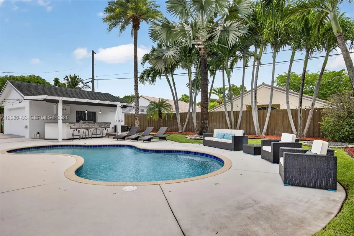 18211 SW 95th Ct, Palmetto Bay: photo 1 of 48