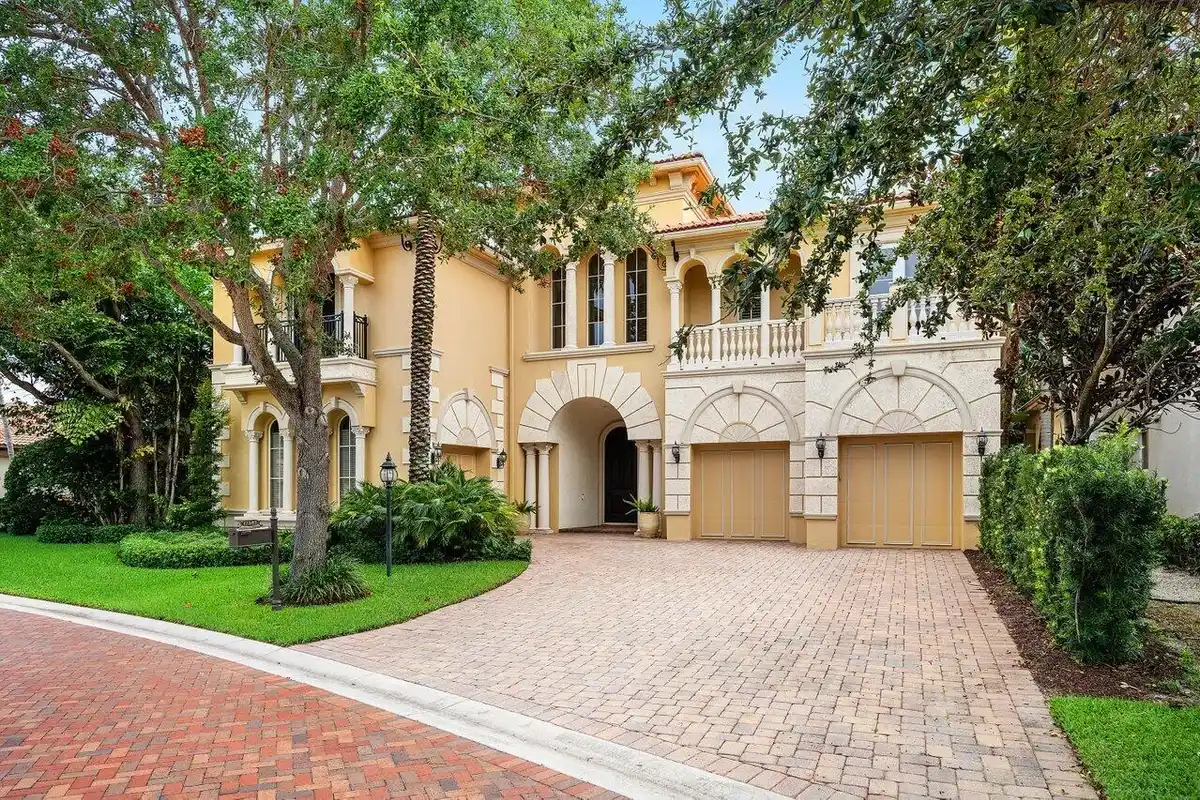 17387 Balaria St, Boca Raton: photo 1 of 51