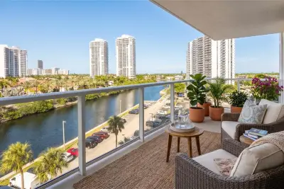 3701 N Country Club Dr #701, Aventura: photo 1 of 15