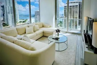 151 SE 1st St #2602, Miami: photo 1 of 20